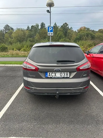 Ford Mondeo 2011 photo 4
