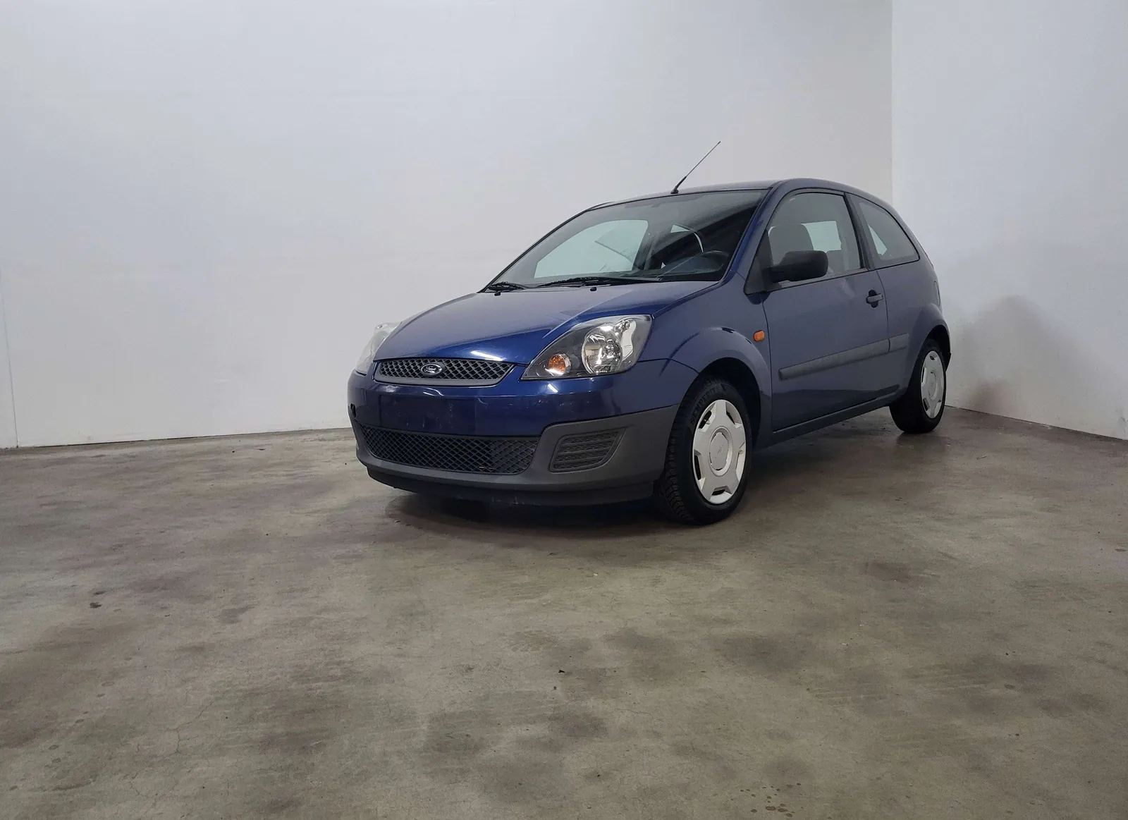 Ford Fiesta 2007 photo 2