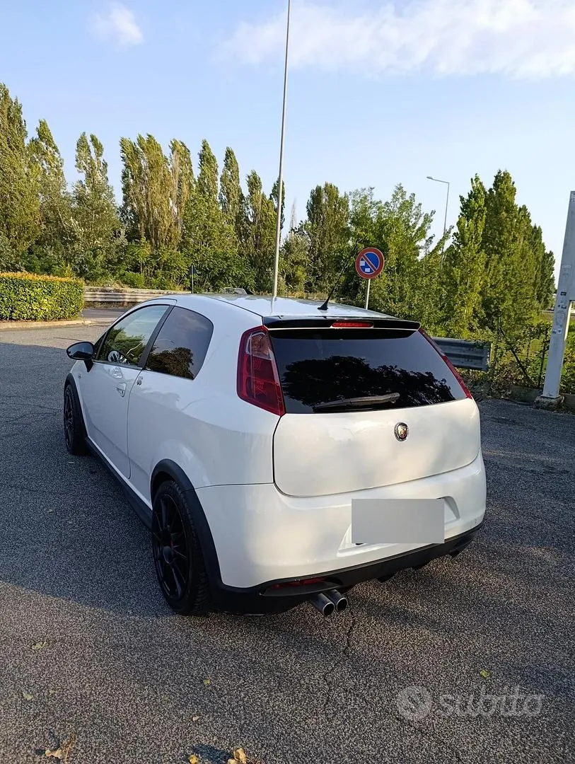 Abarth Grande Punto 2008 photo 4