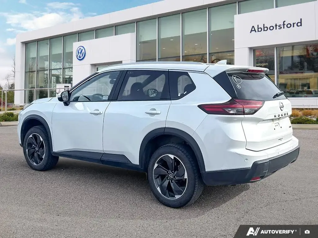 Nissan Rogue 2025 photo 3