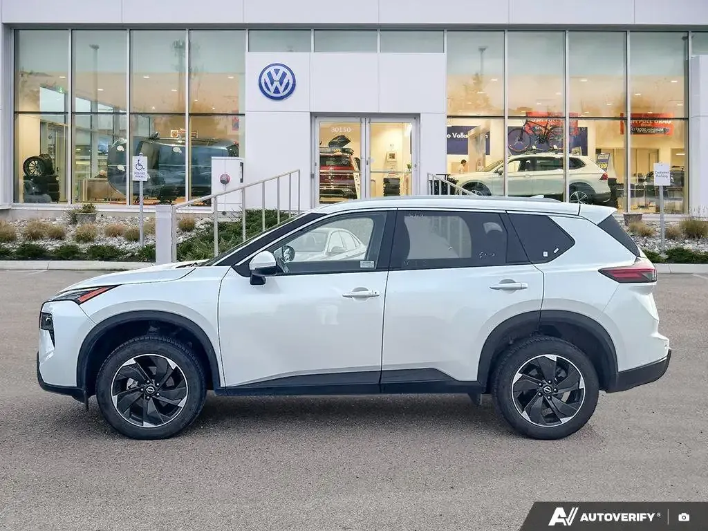 Nissan Rogue 2025 photo 2