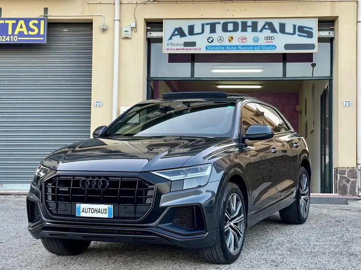 Audi Q8