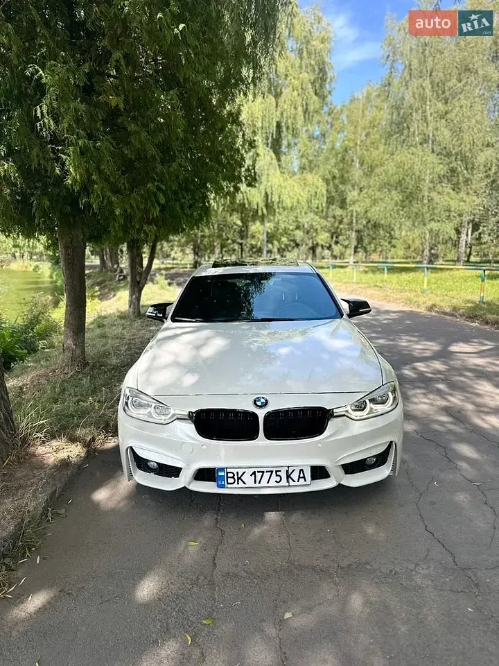 BMW 3 Series 2016 photo 5
