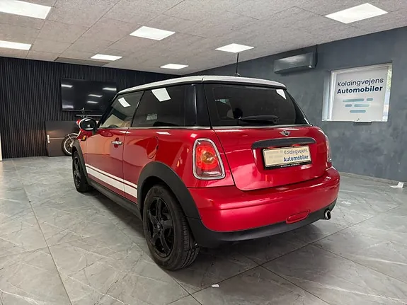 Mini One 2010 photo 3