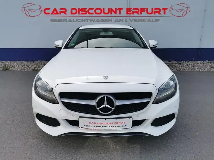 Mercedes-Benz C200
