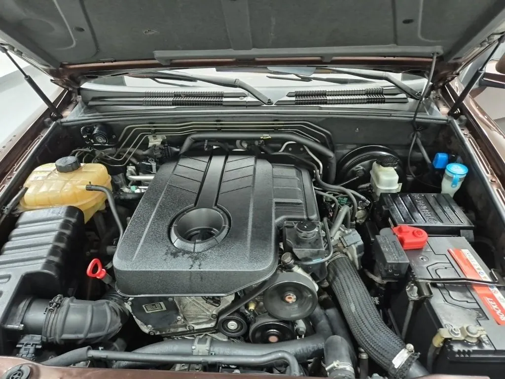 KG Mobility Rexton 2014 photo 5