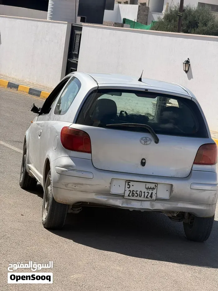 Toyota Yaris 2005 photo 3