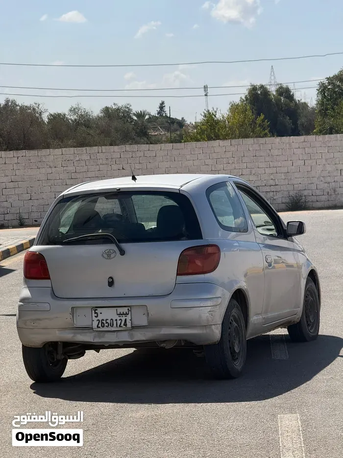 Toyota Yaris 2005 photo 4