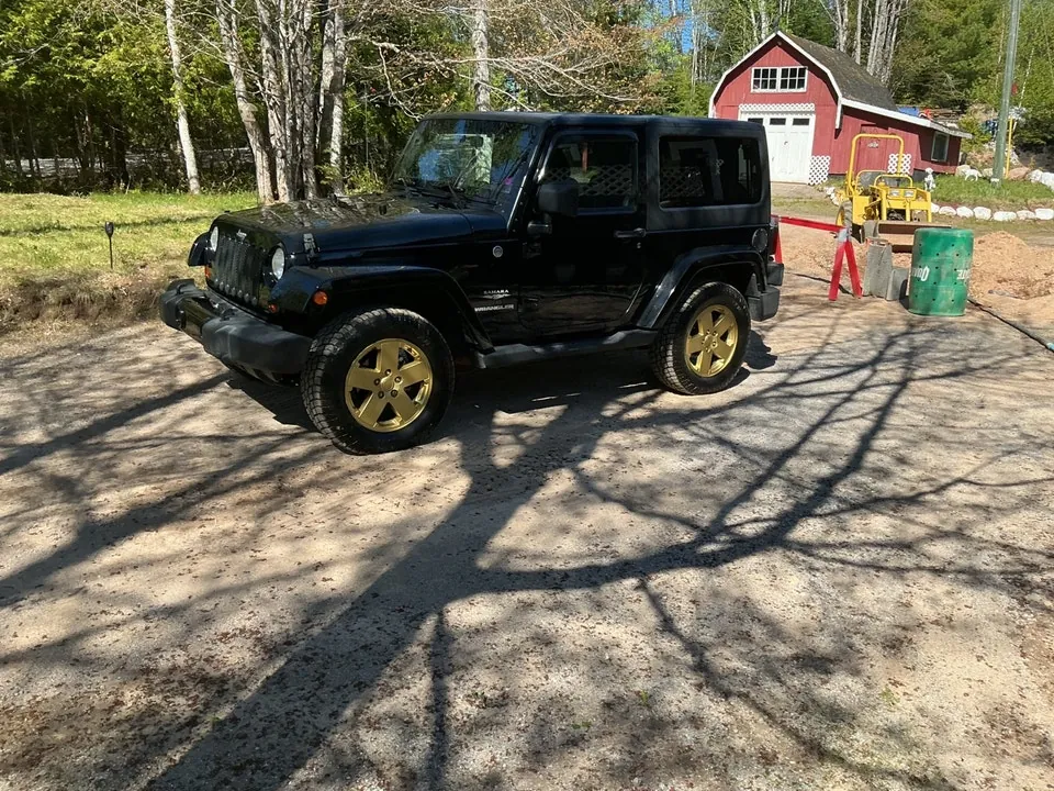 Jeep Wrangler 2011 photo 4