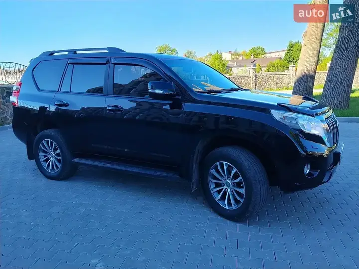 Toyota Land Cruiser Prado 2017 photo 4