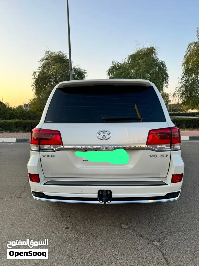 Toyota Land Cruiser 2017 photo 4