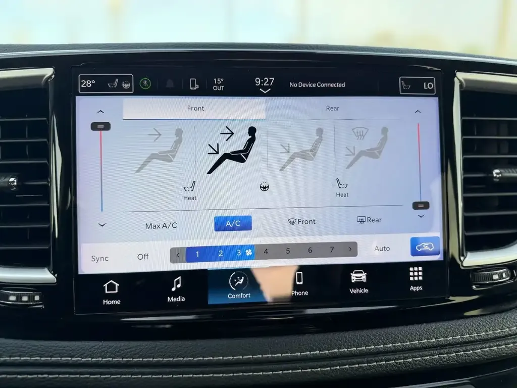 Chrysler Pacifica 2023 photo 5