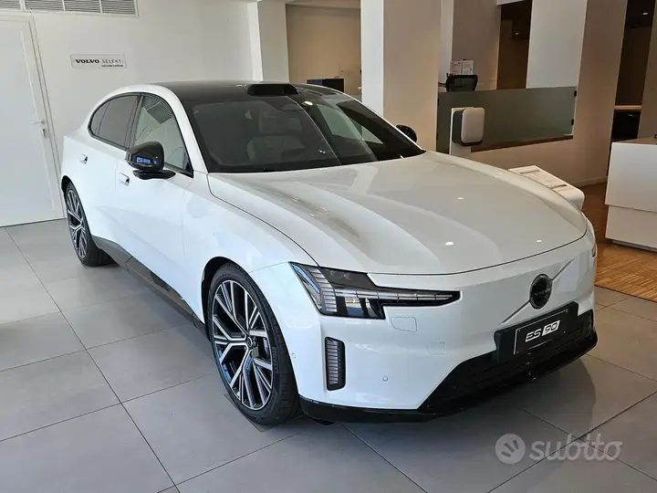 Volvo Es90