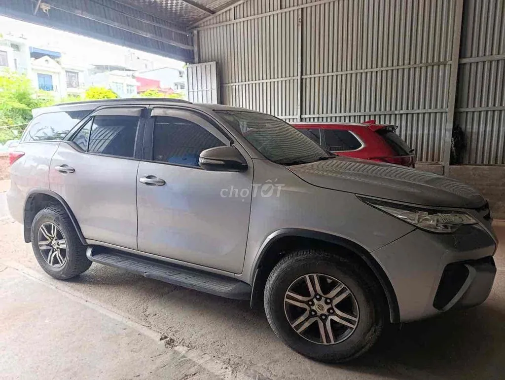 Toyota Fortuner 2017 photo 4