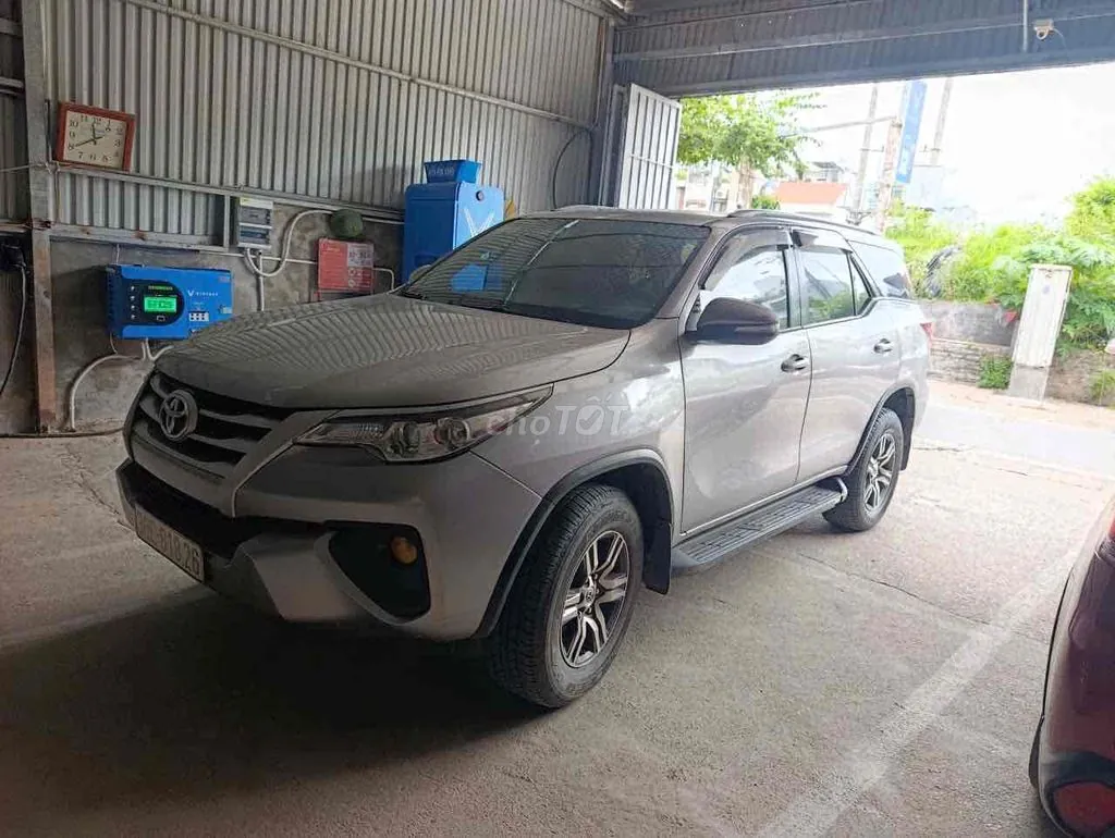 Toyota Fortuner 2017 photo 5