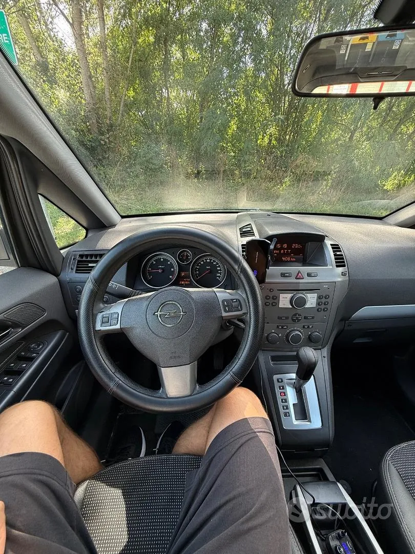 Opel Zafira 2006 photo 4