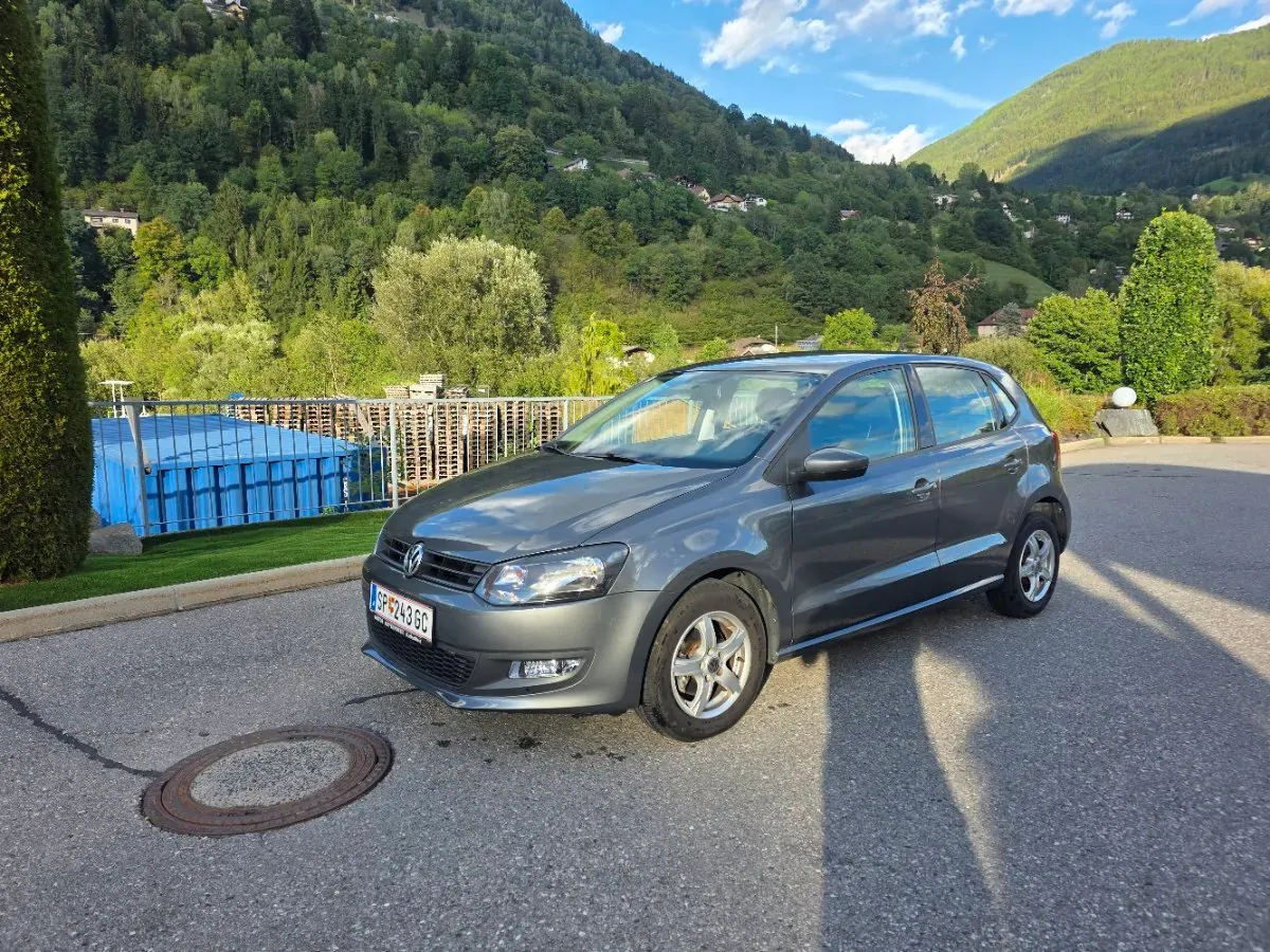 Volkswagen Polo 2014 photo 2