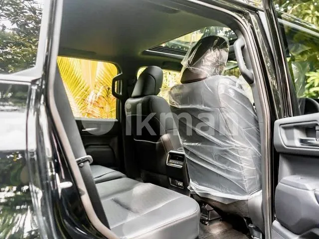 Toyota Land Cruiser Prado 2026 photo 5