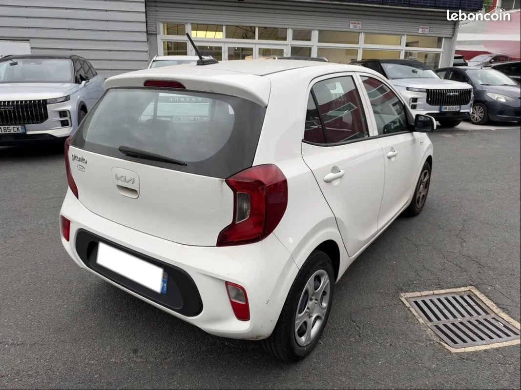 Kia Picanto 2023 photo 5