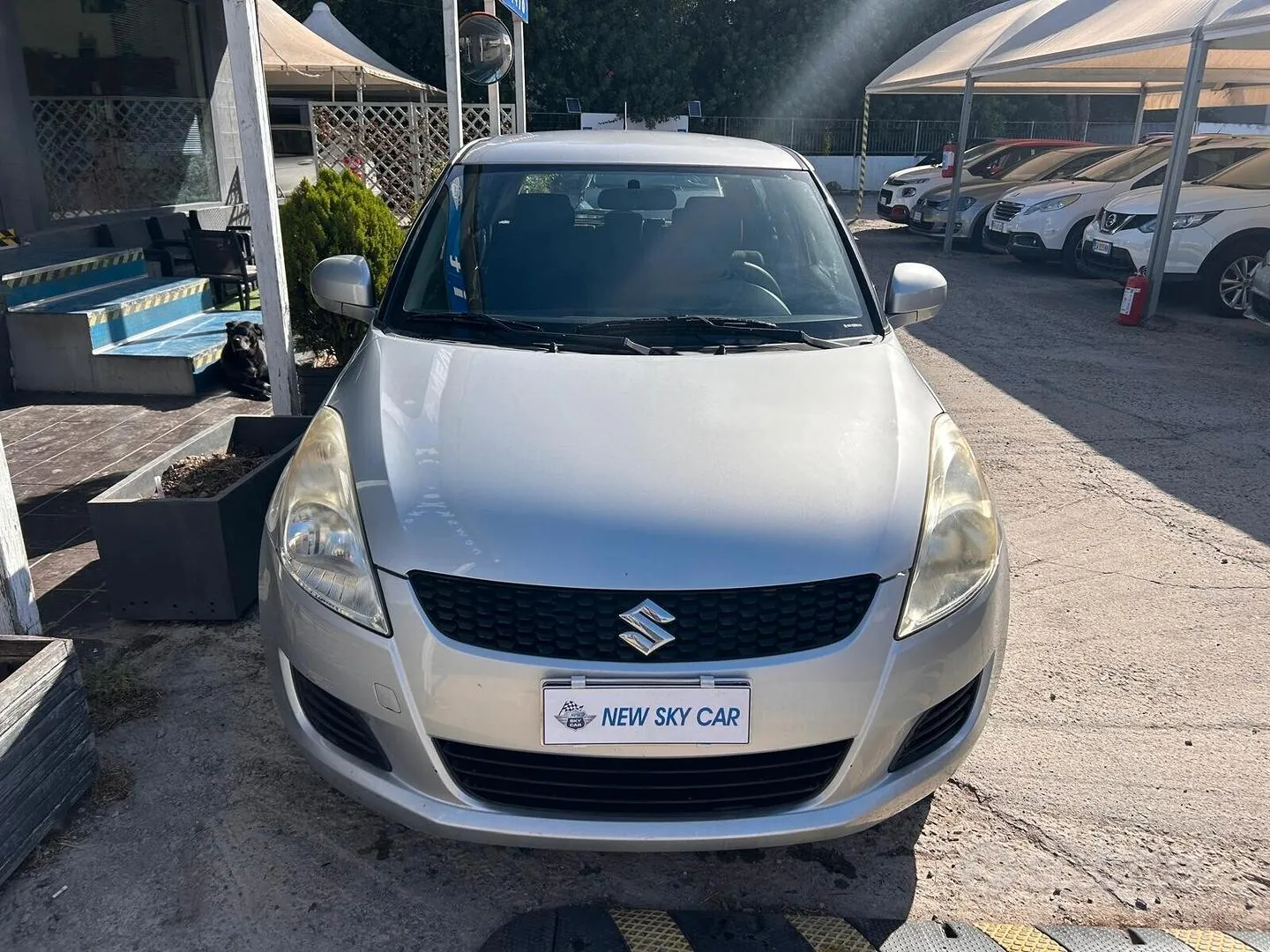 Suzuki Swift 2012 photo 2