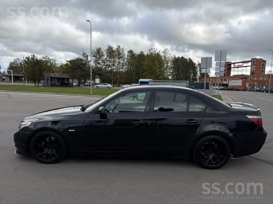 BMW 530 2003 photo 5