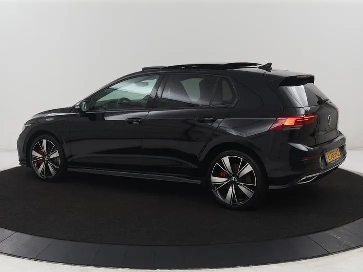 Volkswagen Golf 2021 photo 2