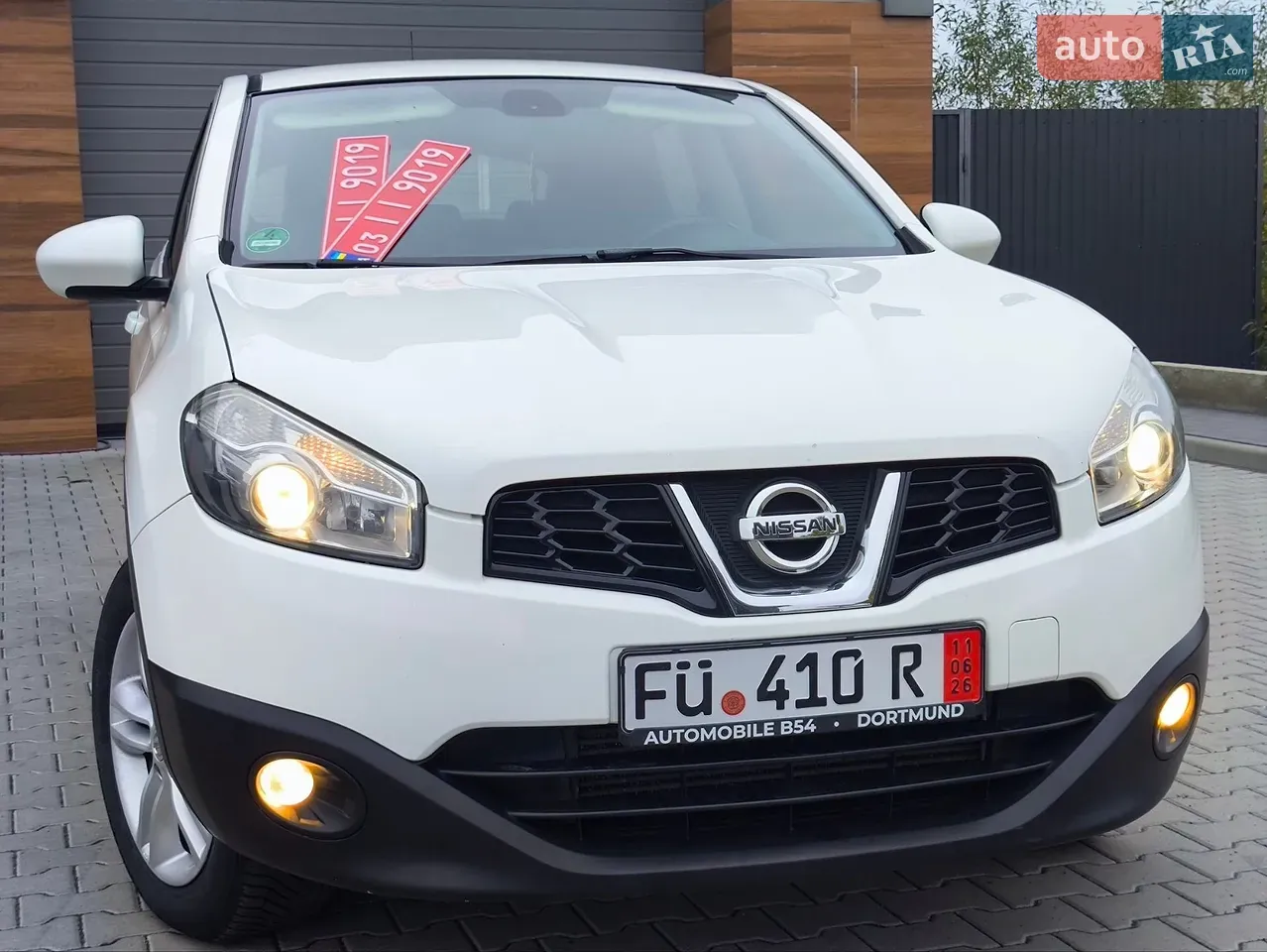 Nissan Qashqai 2012 photo 2