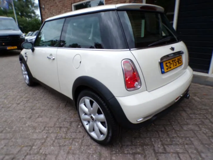 Mini One 2007 photo 3