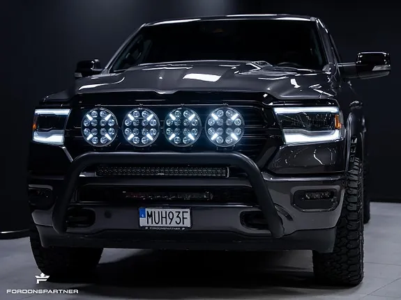 Dodge Ram 1500 2021 photo 2