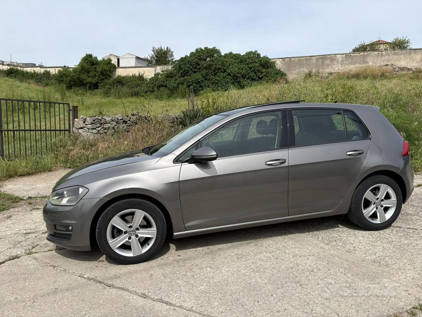 Volkswagen Golf 2014 photo 2
