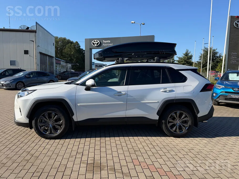 Toyota Rav4 2024 photo 2