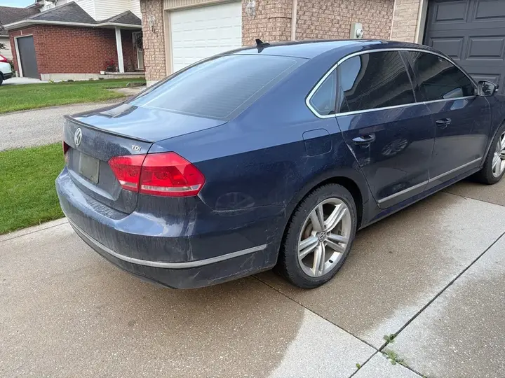 Volkswagen Passat 2014 photo 3