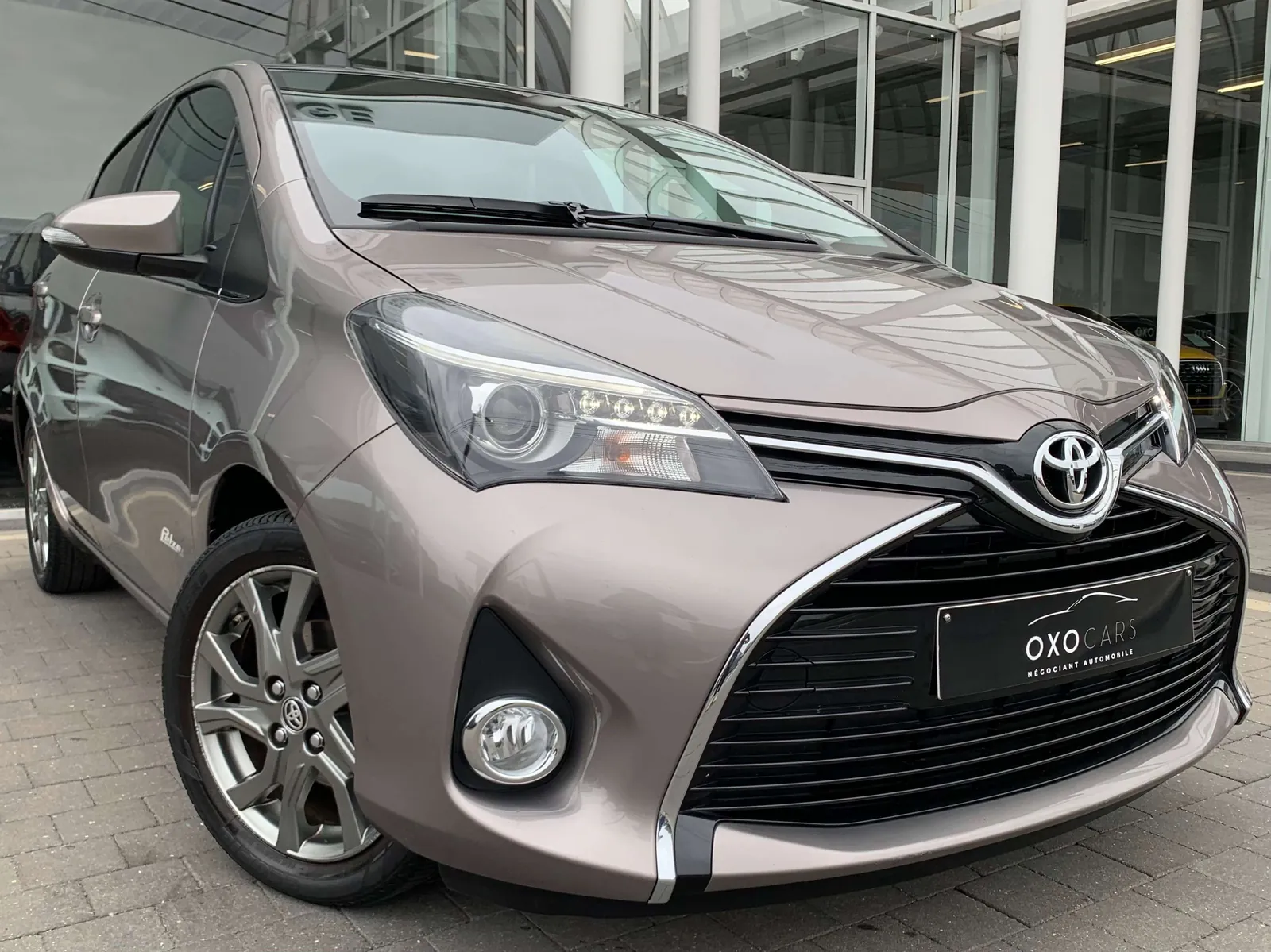 Toyota Yaris 2015 photo 4