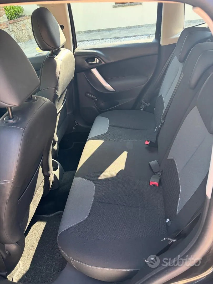 Citroen C3 2013 photo 4