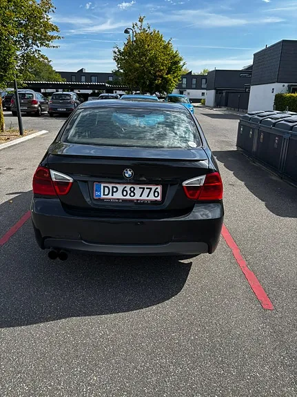 BMW 318D 2006 photo 4