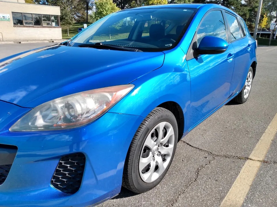 Mazda 3 2013 photo 2