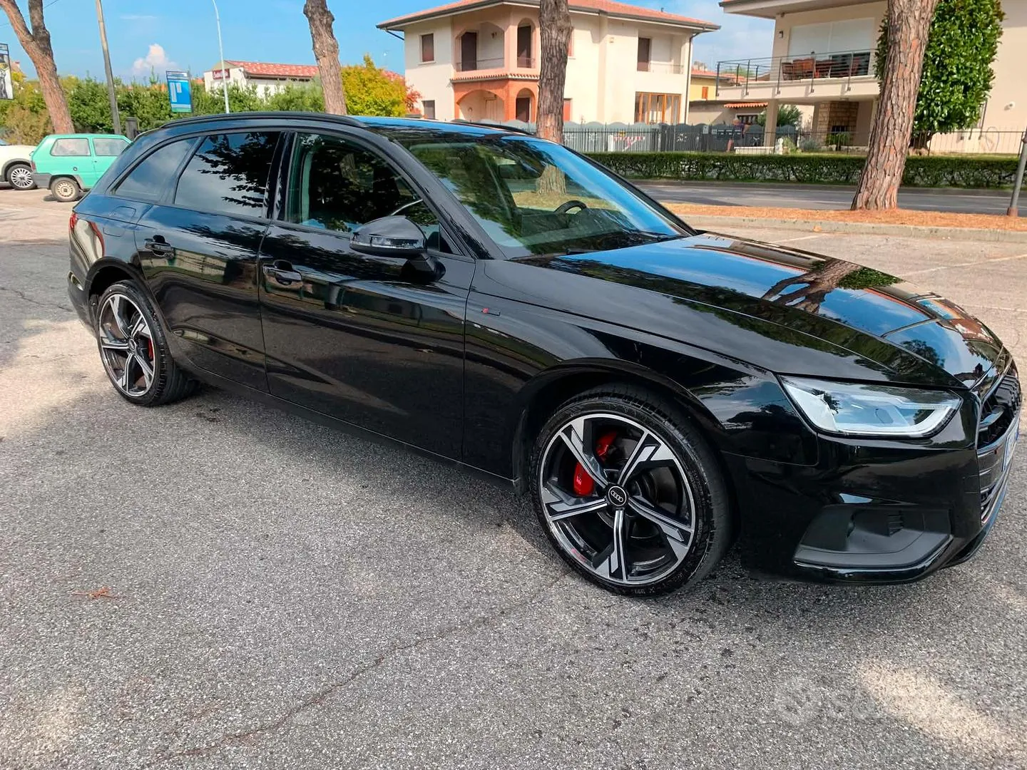 Audi A4 Avant 2022 photo 2
