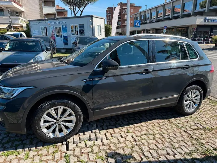 Volkswagen Tiguan 2022 photo 5