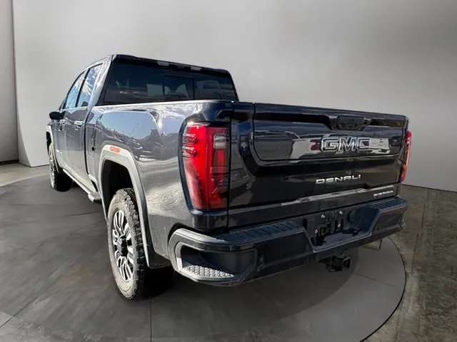 GMC Sierra 3500Hd 2026 photo 3