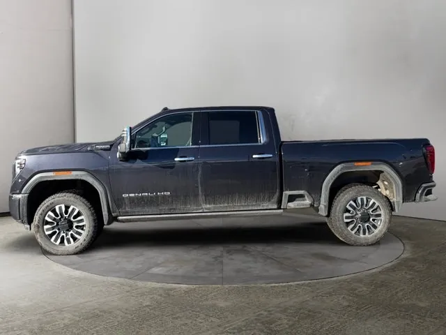 GMC Sierra 3500Hd 2026 photo 2