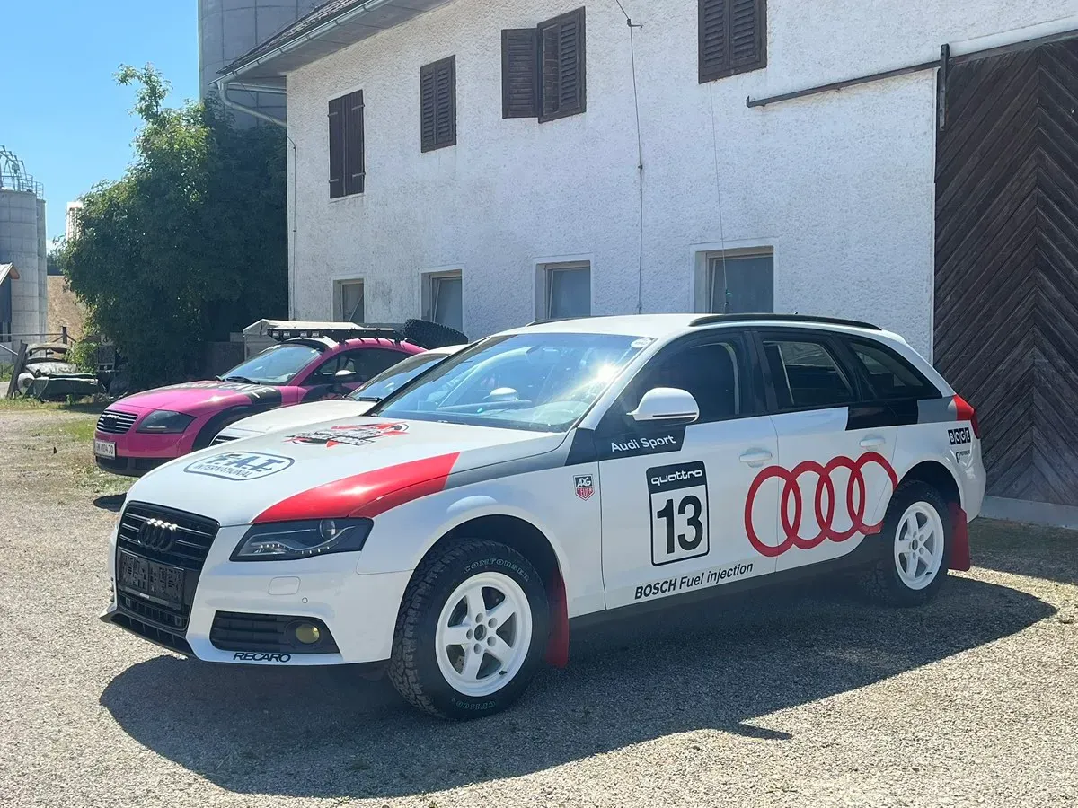 Audi A4 2008 photo 2