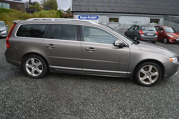 Volvo V70 2008 photo 3