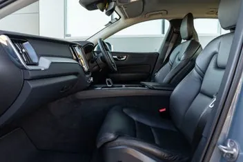 Volvo Xc60 2023 photo 4