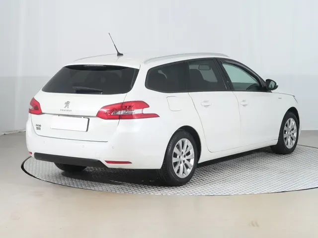 Peugeot 308 Sw 2019 photo 4