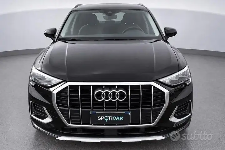 Audi Q3 2021 photo 2