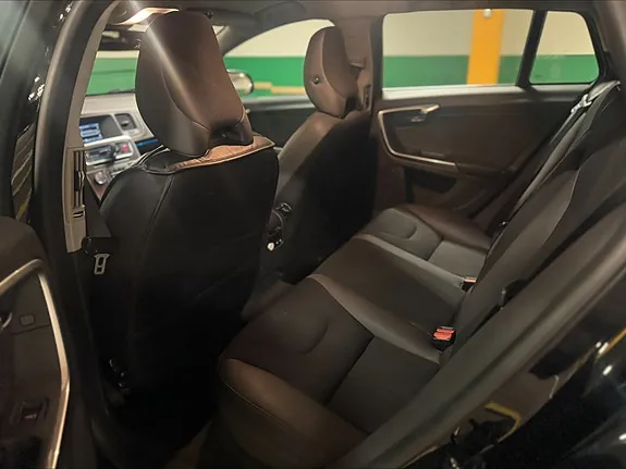 Volvo V60 2011 photo 4