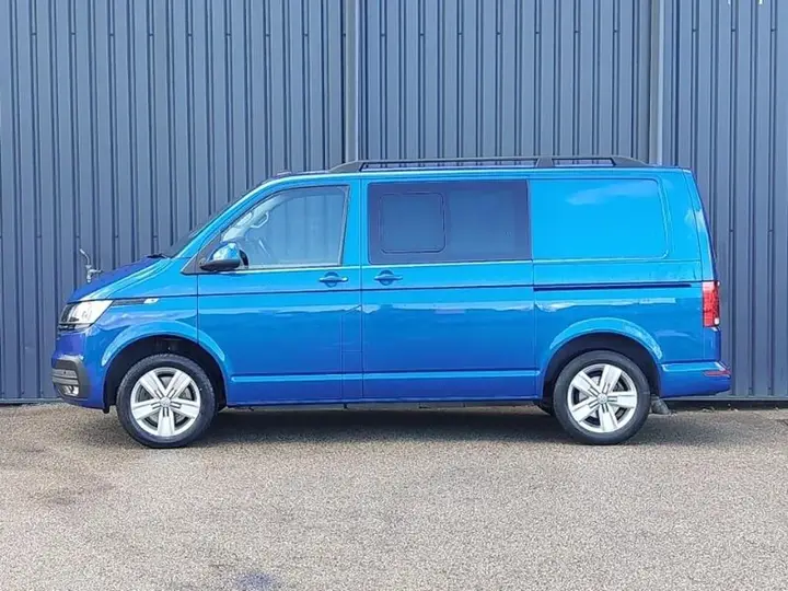 Volkswagen Transporter 2022 photo 4