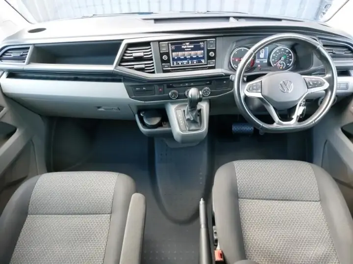 Volkswagen Transporter 2022 photo 3