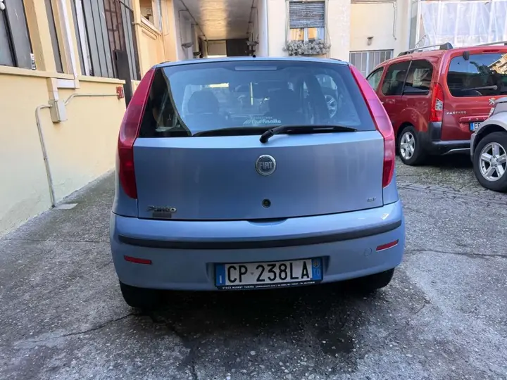 Fiat Punto 2004 photo 5