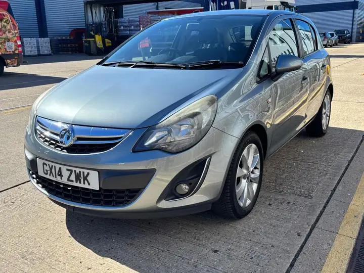 Vauxhall Corsa 2014 photo 2